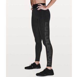Lululemon x SoulCycle Ride & Reflect Tight 28" / Size 4 / Black Reflective